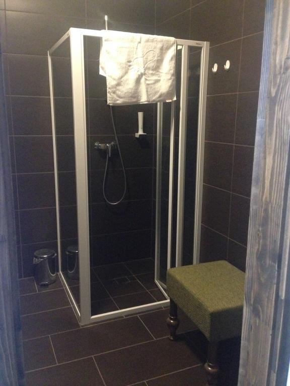 Egervari Varkastely Zimmer foto